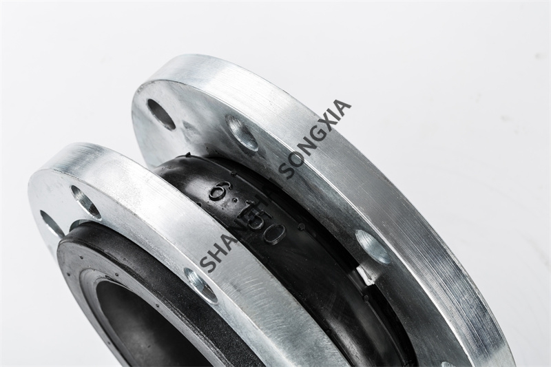 316不锈钢水务橡胶接头使用时需要注意哪些？