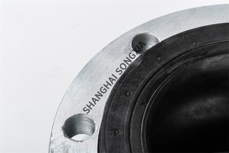 DN150安装工程橡胶接头的用途以及优势