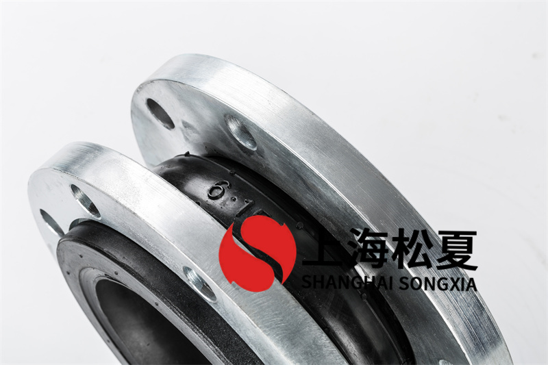 DN150定压供水设备橡胶接头安装时需要注意什么？